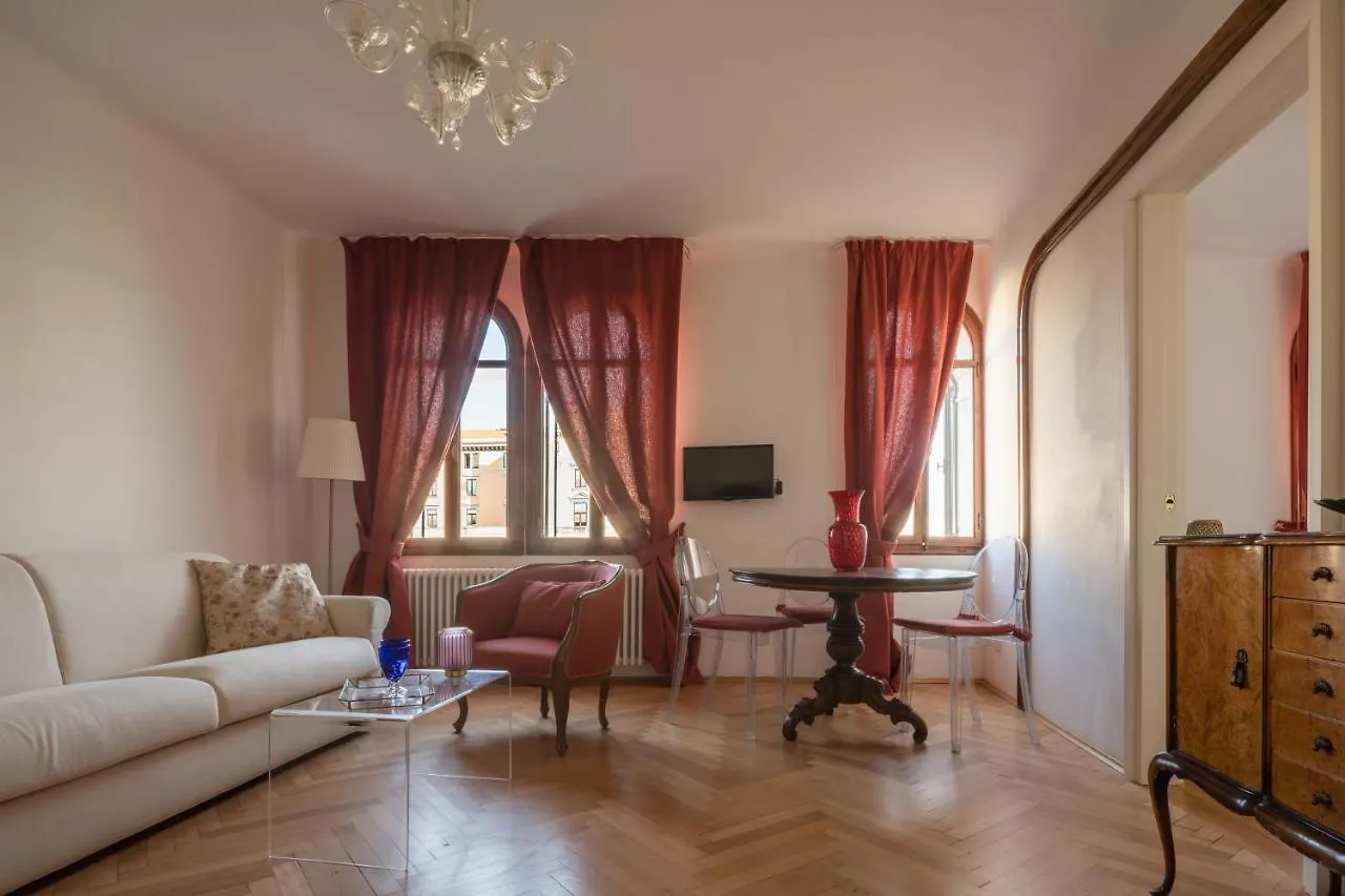 Apartament Venetian Palace R&R